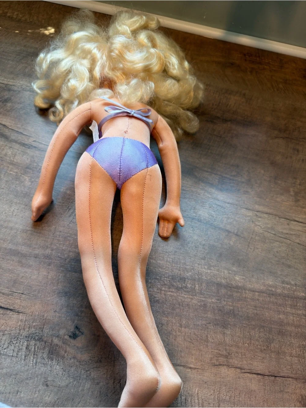 Vintage Mattel Barbie 16 in Soft Body Doll 1986 Blonde Curly Hair Blue Eyes